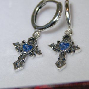 New Cross pendant with Blue zircon